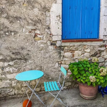Sur Patio 公寓